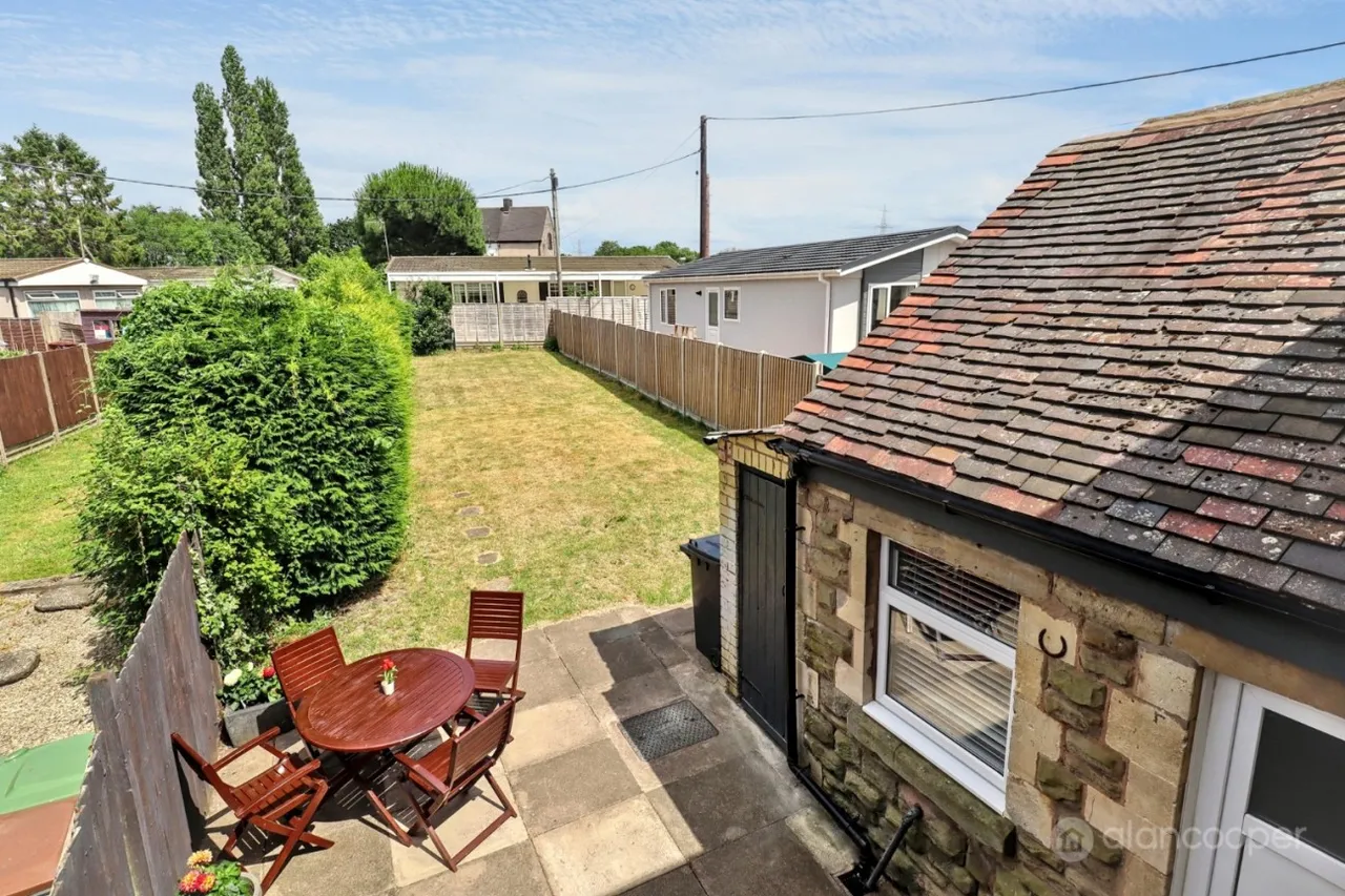 Nuneaton Road, Bulkington, CV12, photo 21