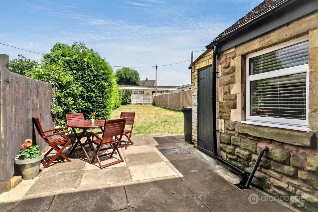 Nuneaton Road, Bulkington, CV12, photo 22
