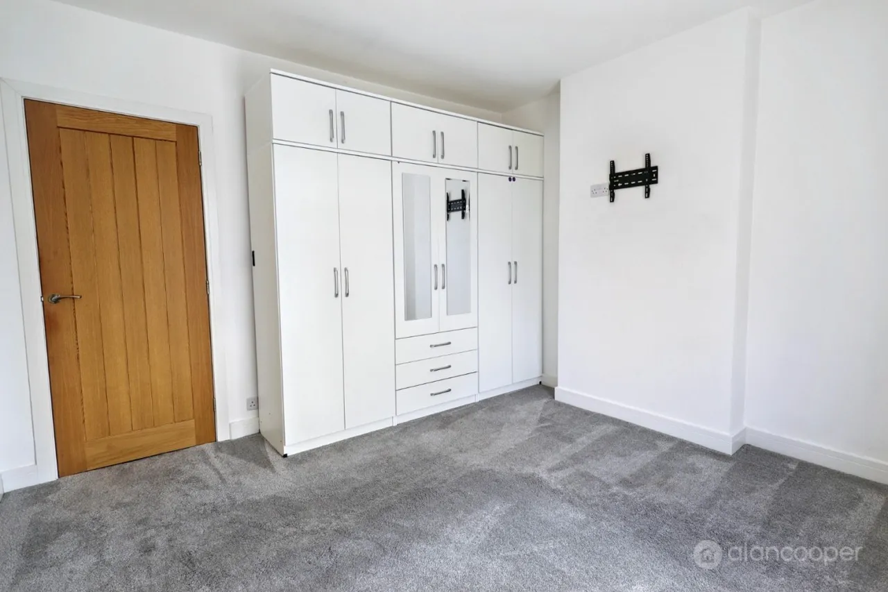 Nuneaton Road, Bulkington, CV12, photo 14