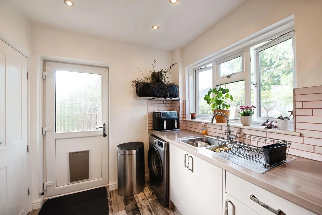 Prideaux-Brune Avenue, Gosport, PO13, photo 14