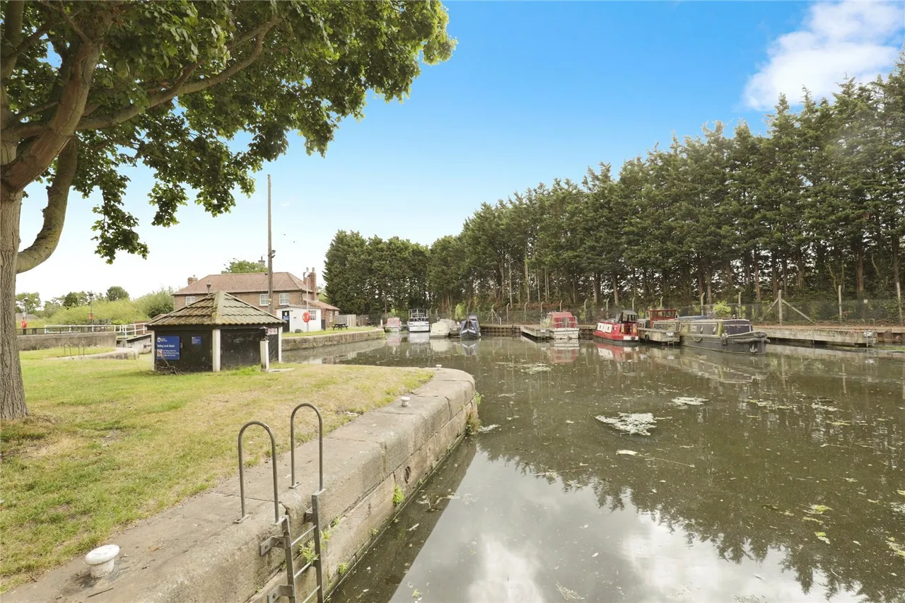The Waterfront, Selby, YO8, photo 6