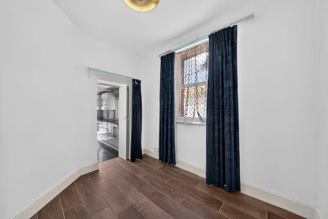 Fielding Road, London, W4, photo 7