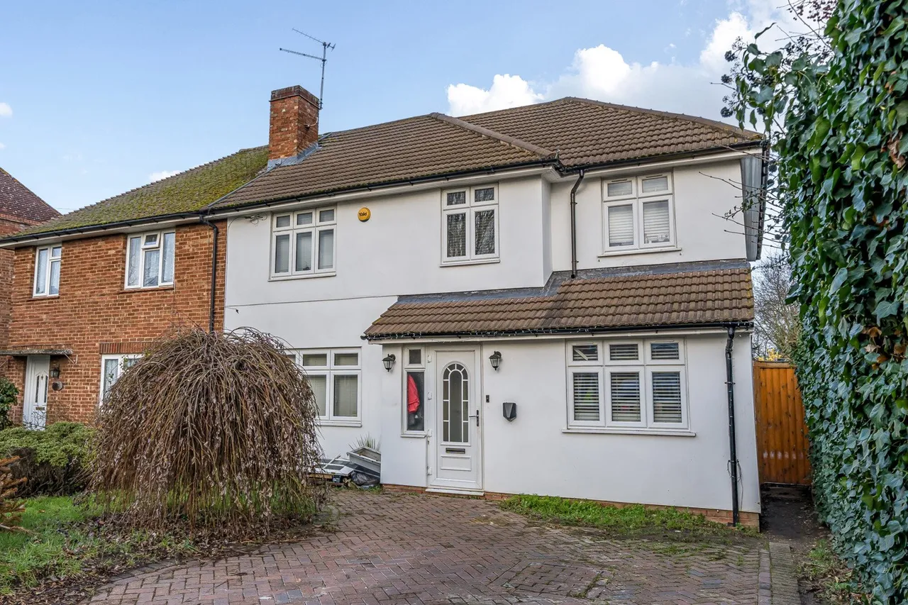 5 bed house for sale — Betterton Drive, DA14
