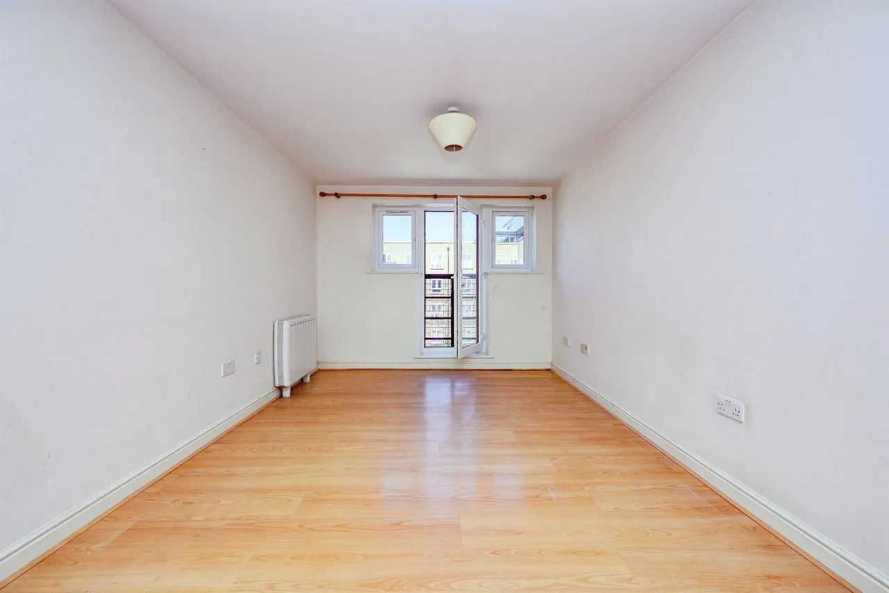Ovaltine Drive, Kings Langley, WD4, photo 2