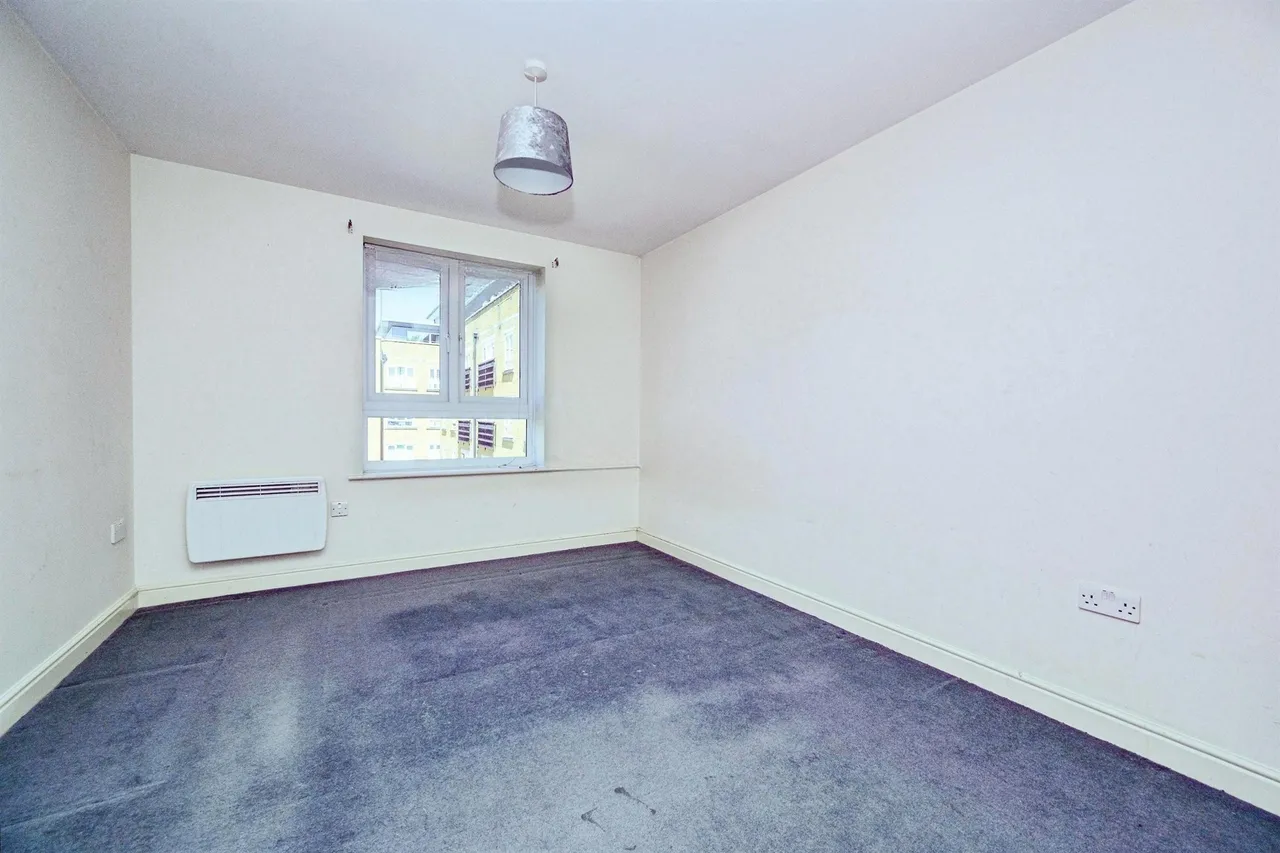 Ovaltine Drive, Kings Langley, WD4, photo 7
