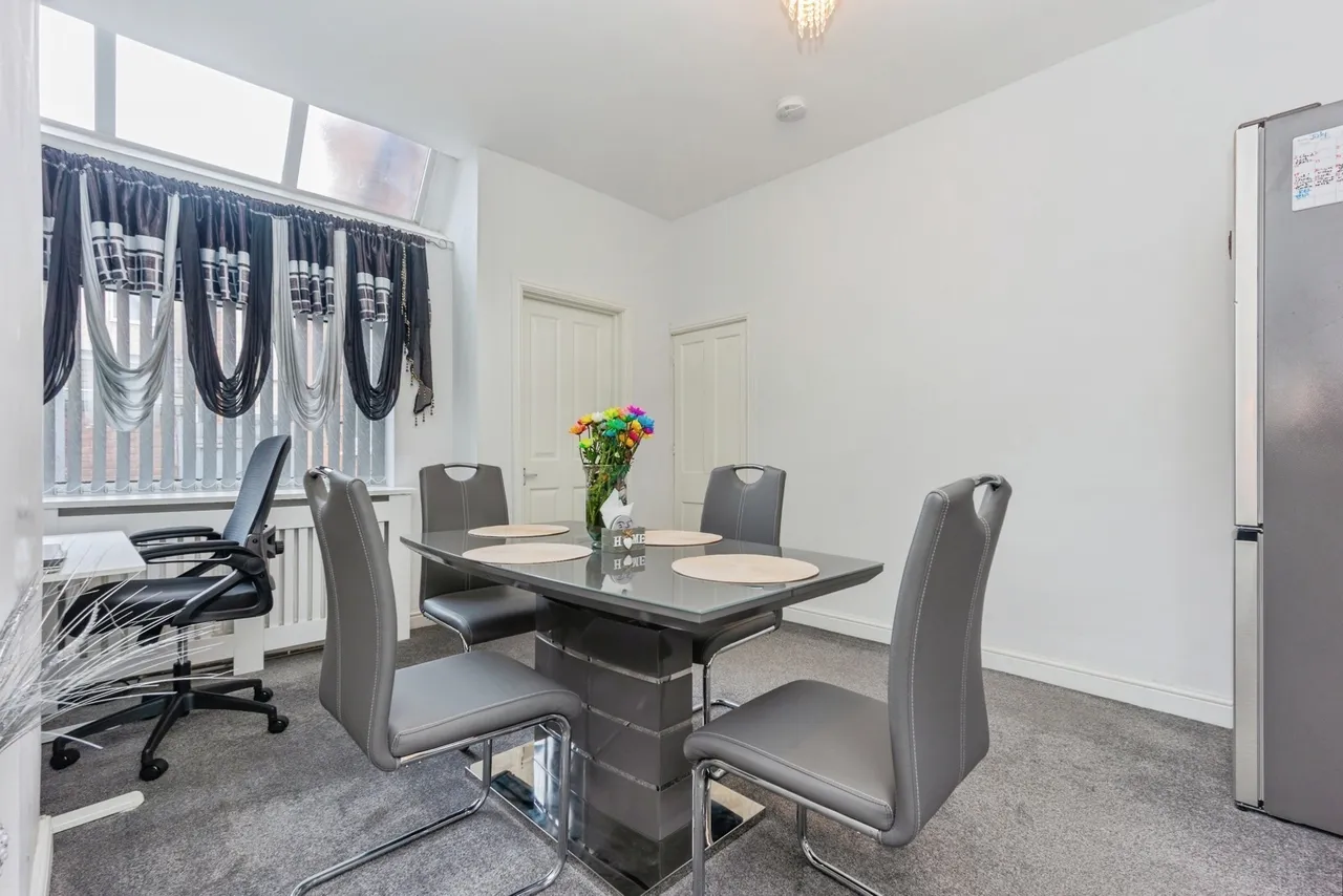 Langshaw Street, Old Trafford, Manchester, M16, photo 5