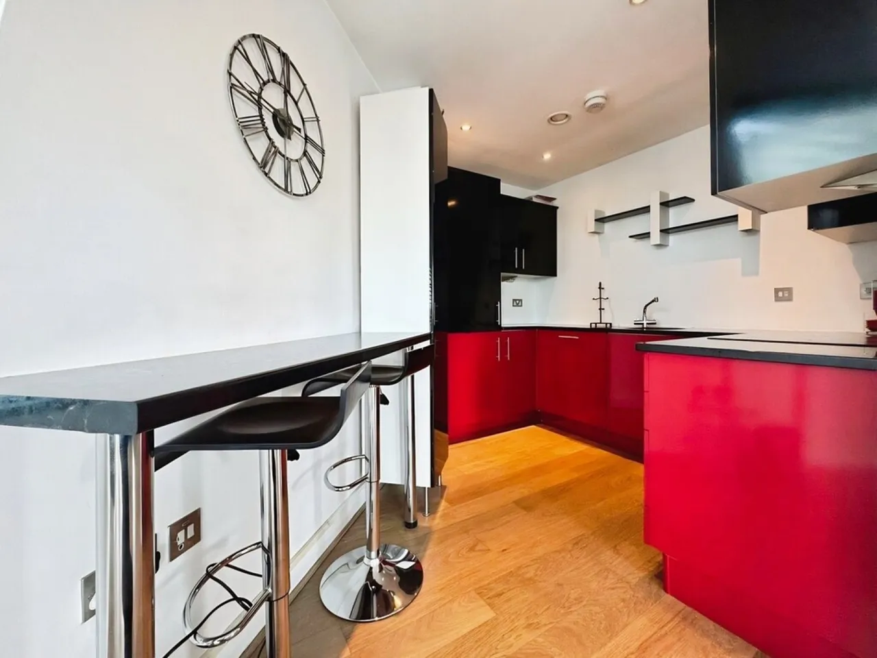 Waterloo Street, LS10, photo 6