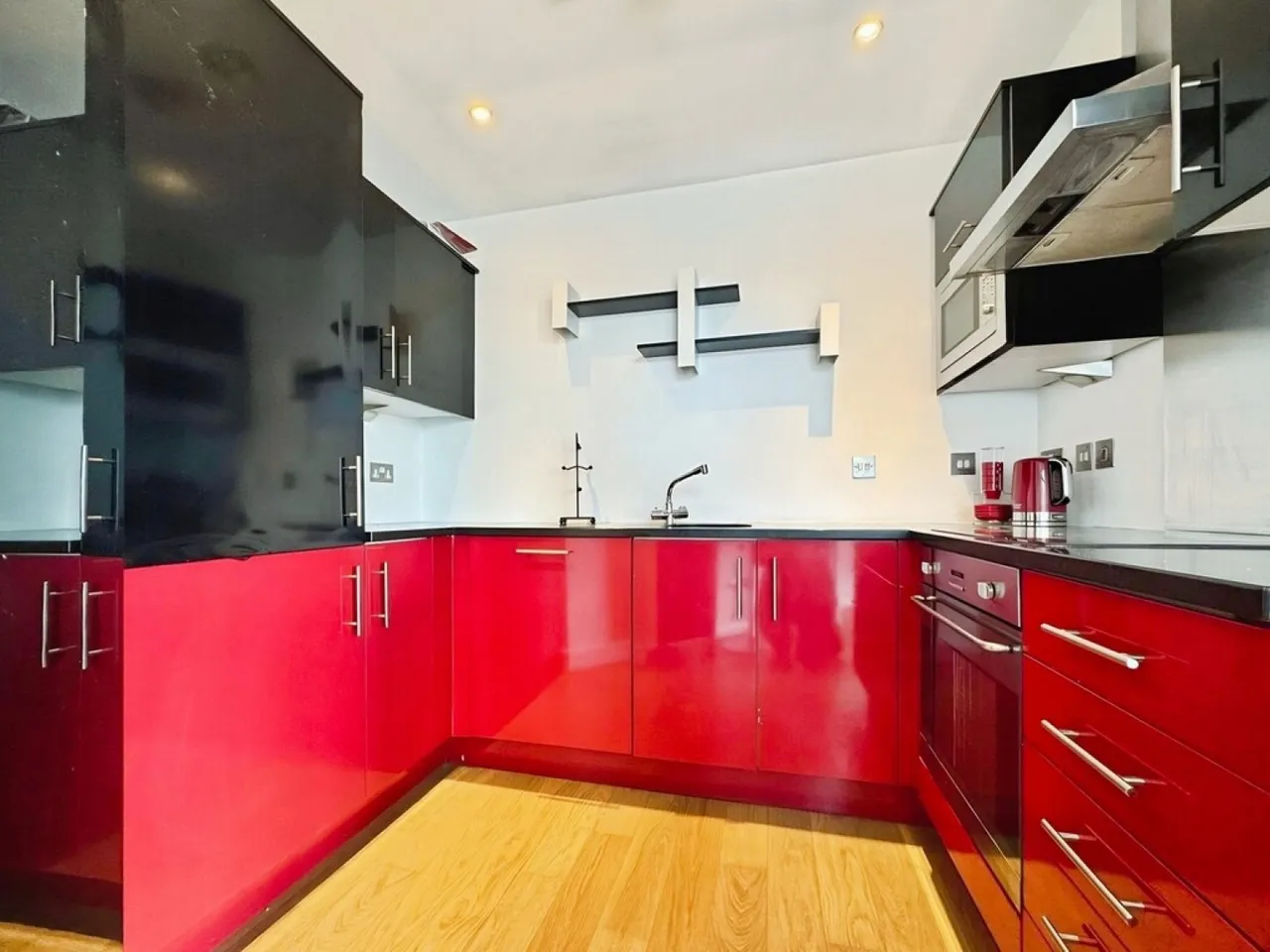 Waterloo Street, LS10, photo 5
