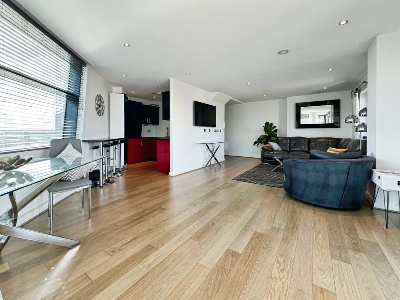 Waterloo Street, LS10, photo 3