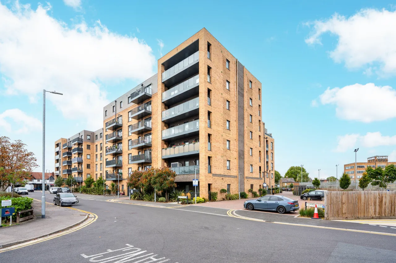 Flat 6, Grassholme House, New Malden, photo 12