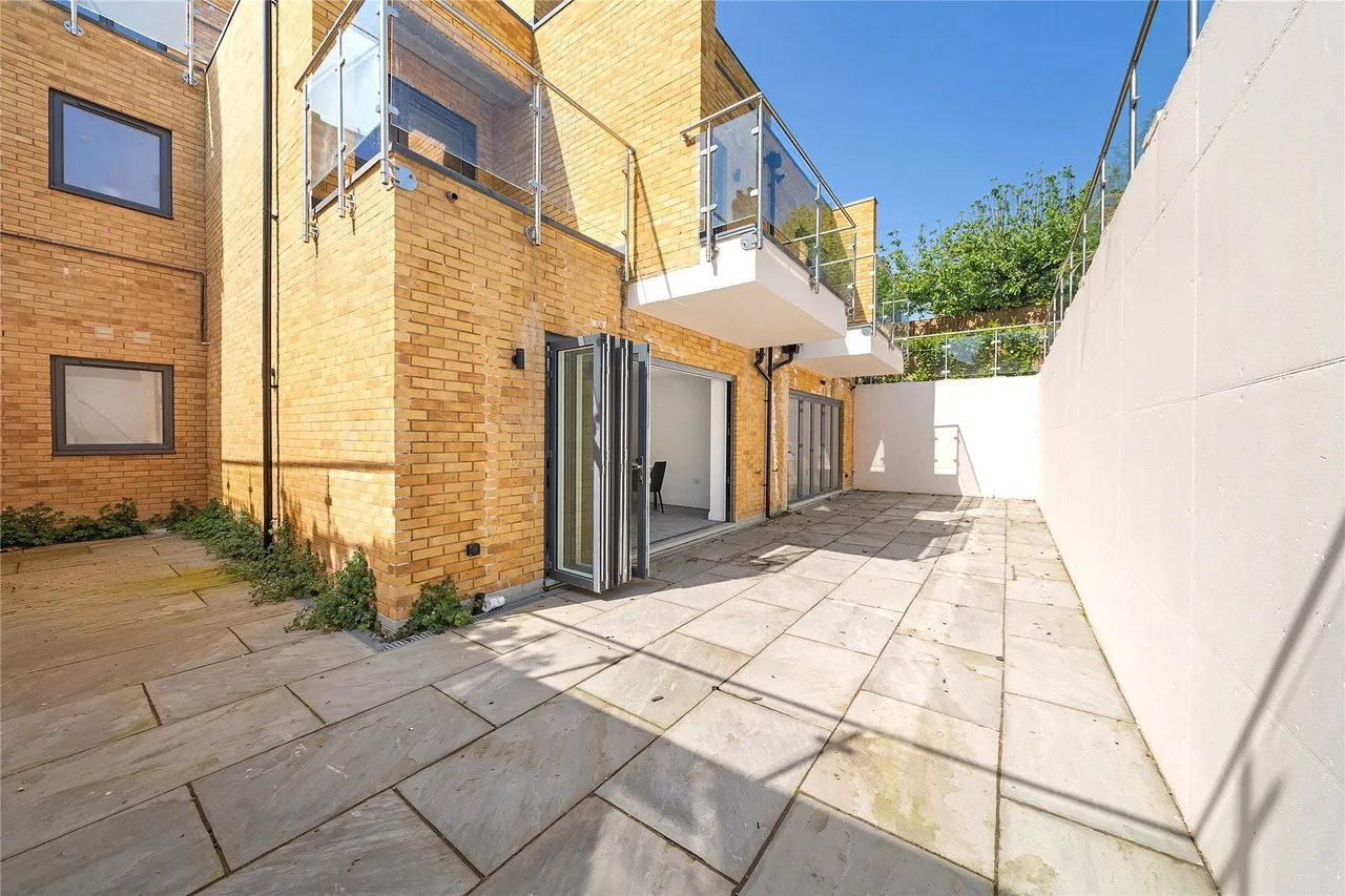 Ardmore Place, 162-164 Hartfield Road, Wimbledon, London, SW19, photo 3