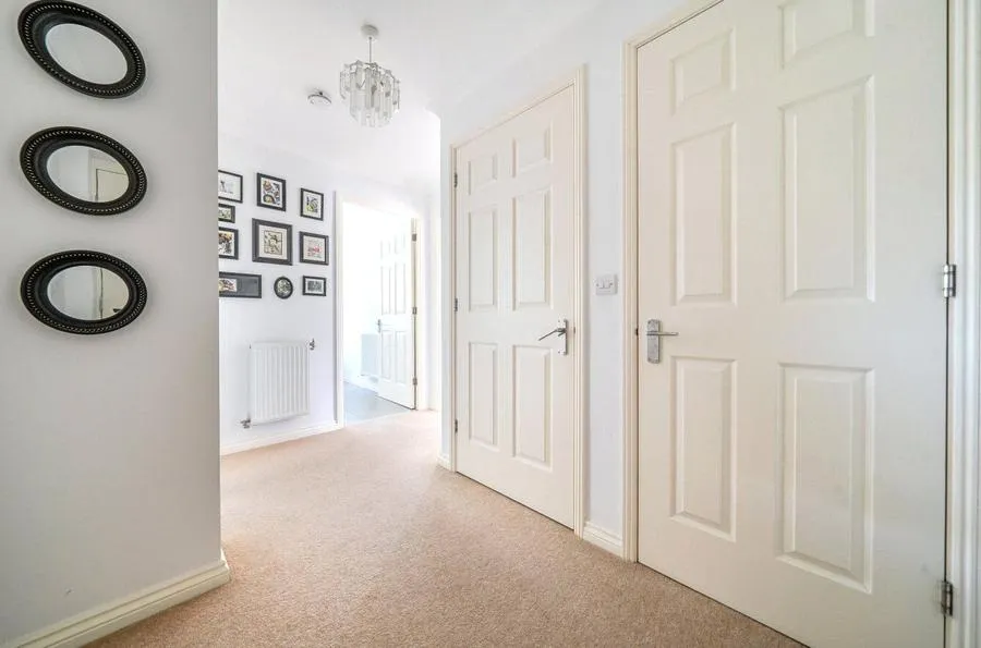 Davy Place, Bracknell, RG12, photo 13