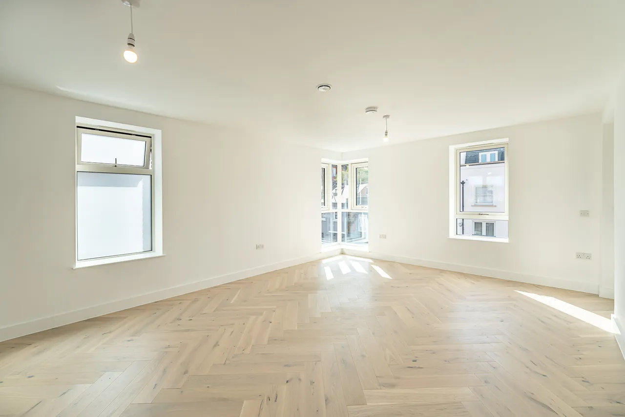 Northcote Road, London, SW11, photo 10