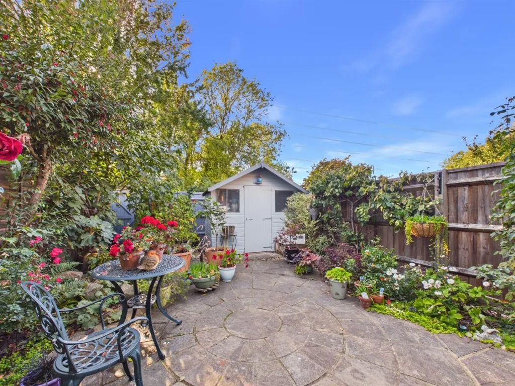 Tamar Close, Hawkslade, photo 11