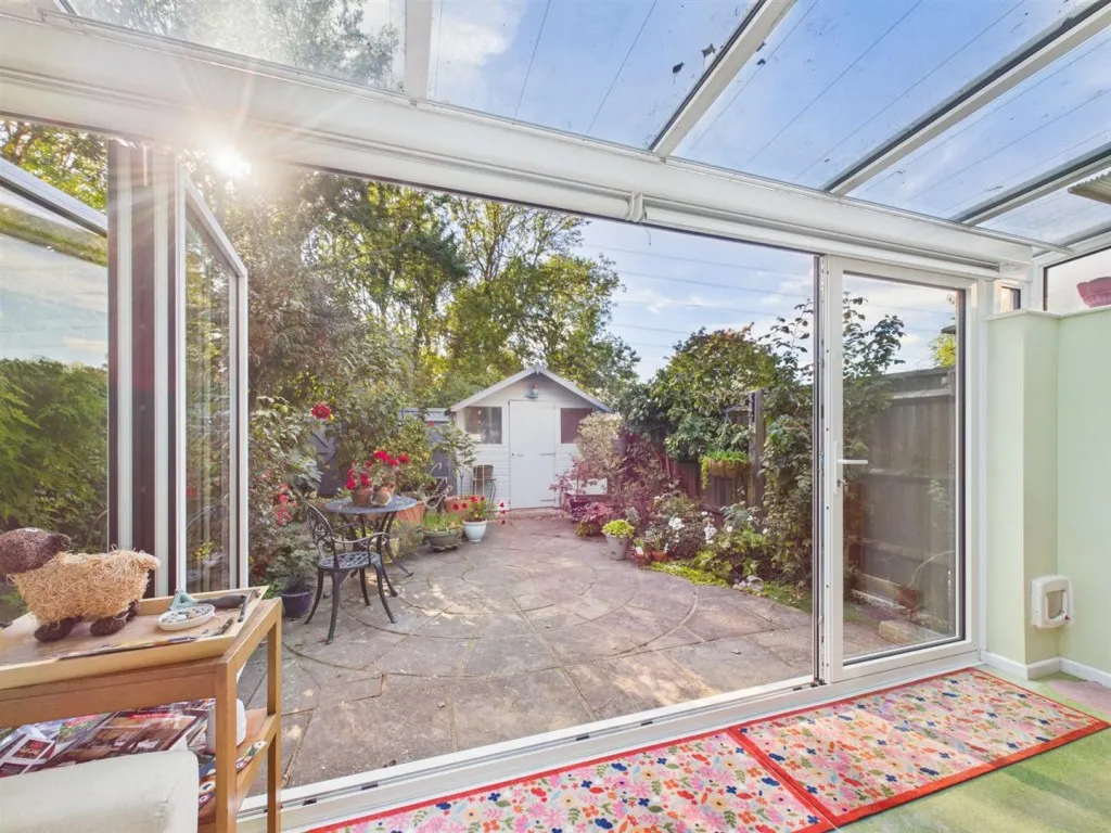 Tamar Close, Hawkslade, photo 10