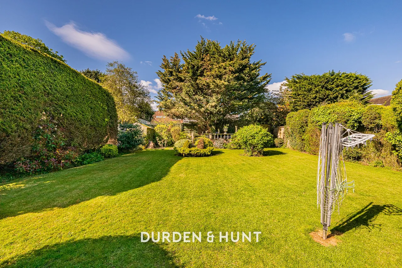 Grove Lane, Chigwell, IG7, photo 31