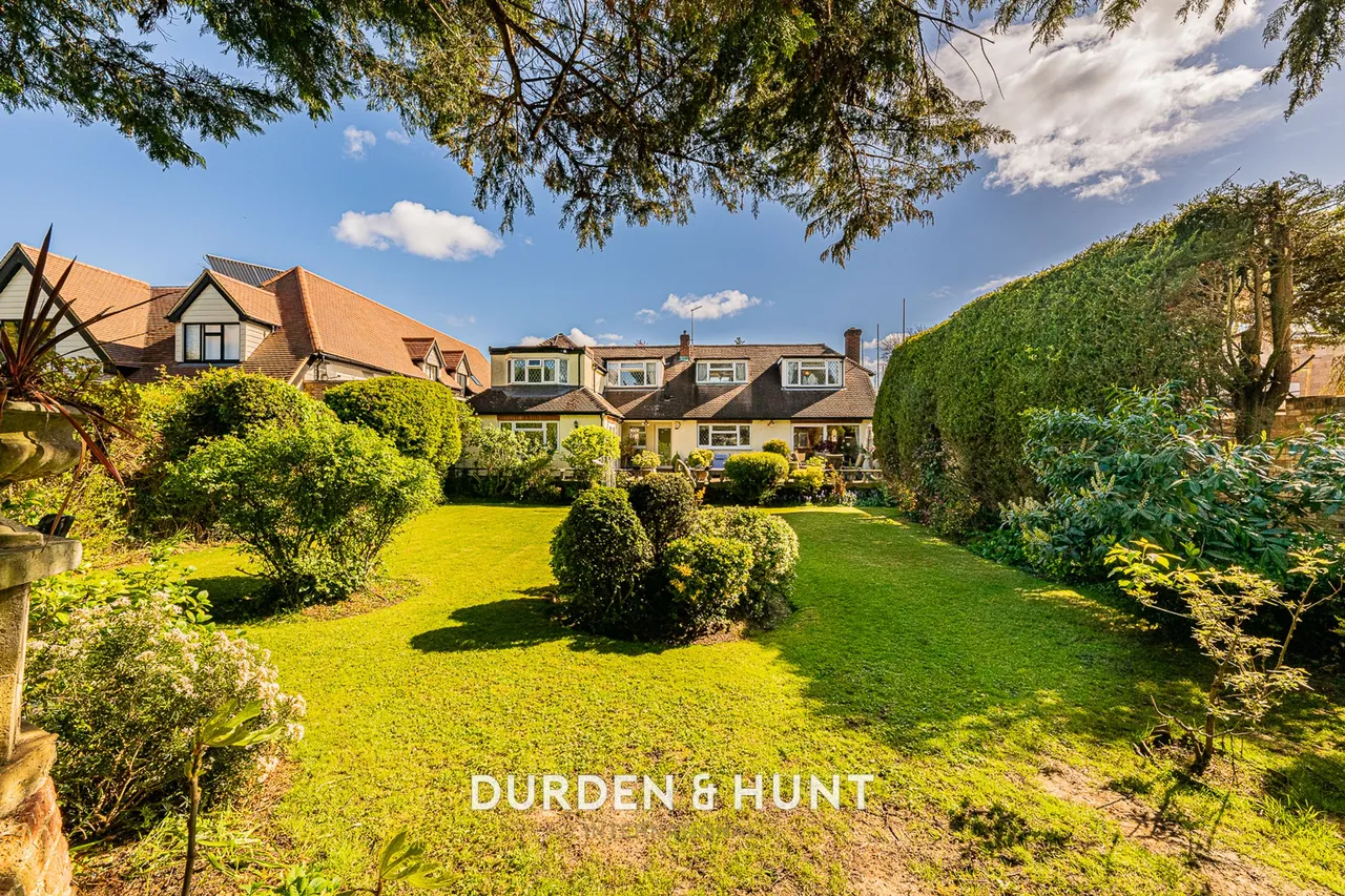 Grove Lane, Chigwell, IG7, photo 33
