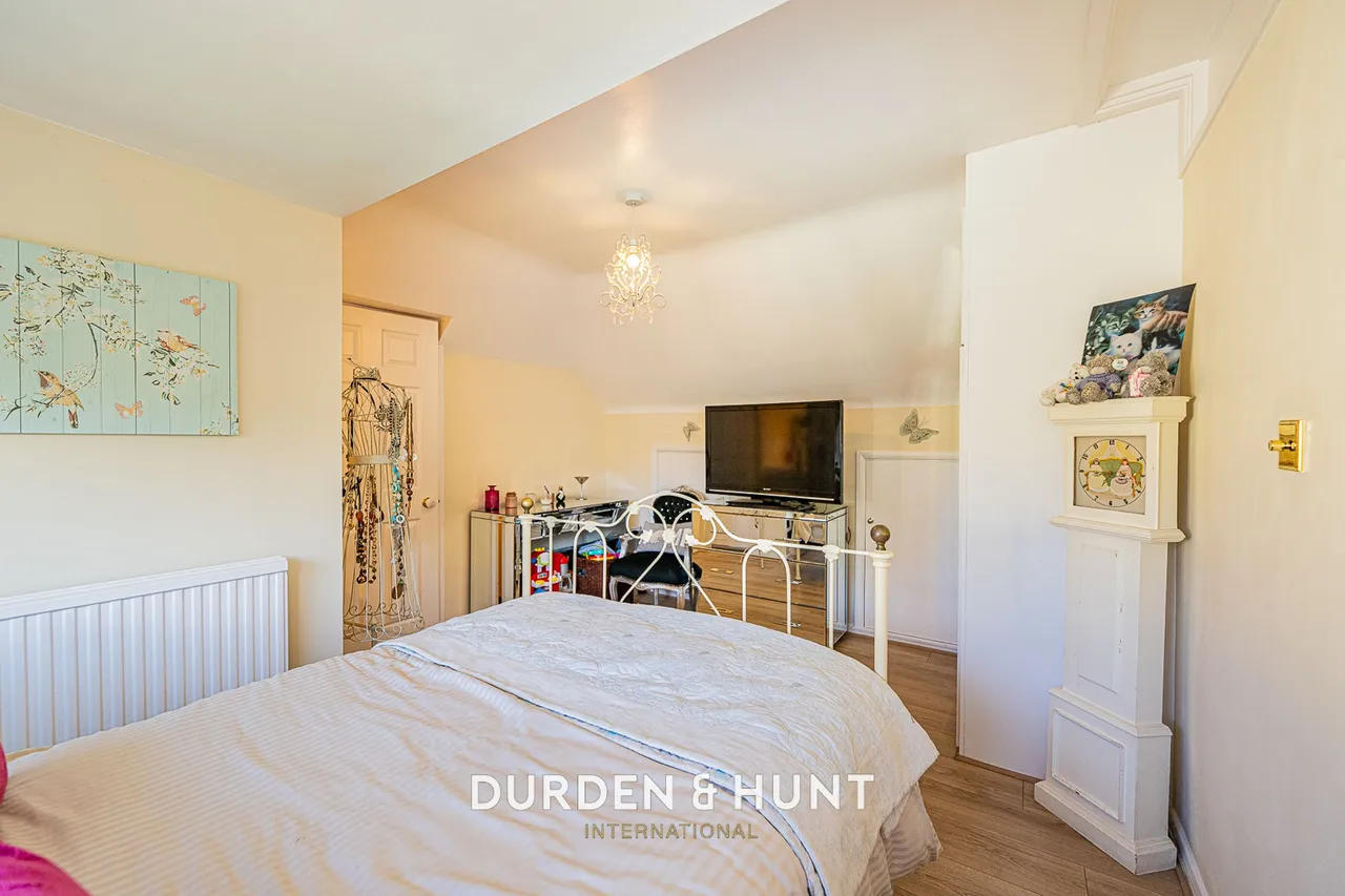 Grove Lane, Chigwell, IG7, photo 26
