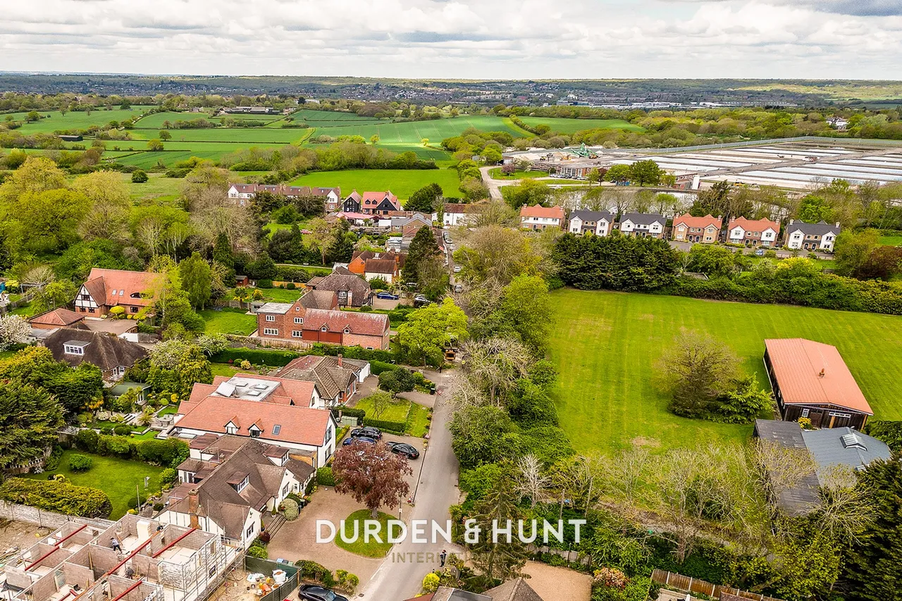 Grove Lane, Chigwell, IG7, photo 37