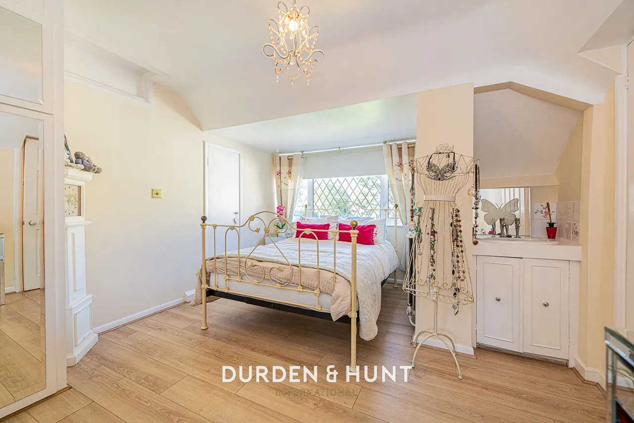 Grove Lane, Chigwell, IG7, photo 25