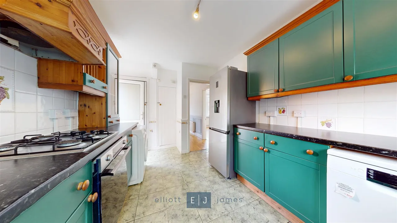 Parkmead, Loughton, IG10, photo 6