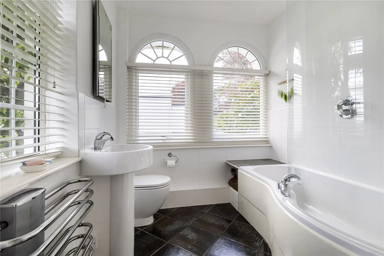 Higher Park Road, Braunton, EX33, photo 18