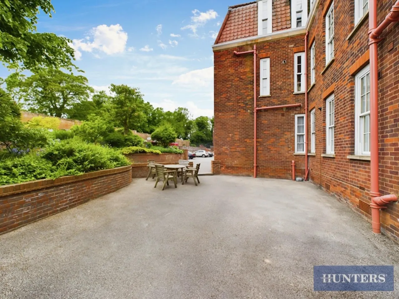 Hall Park Road, South Wing, YO14, photo 15