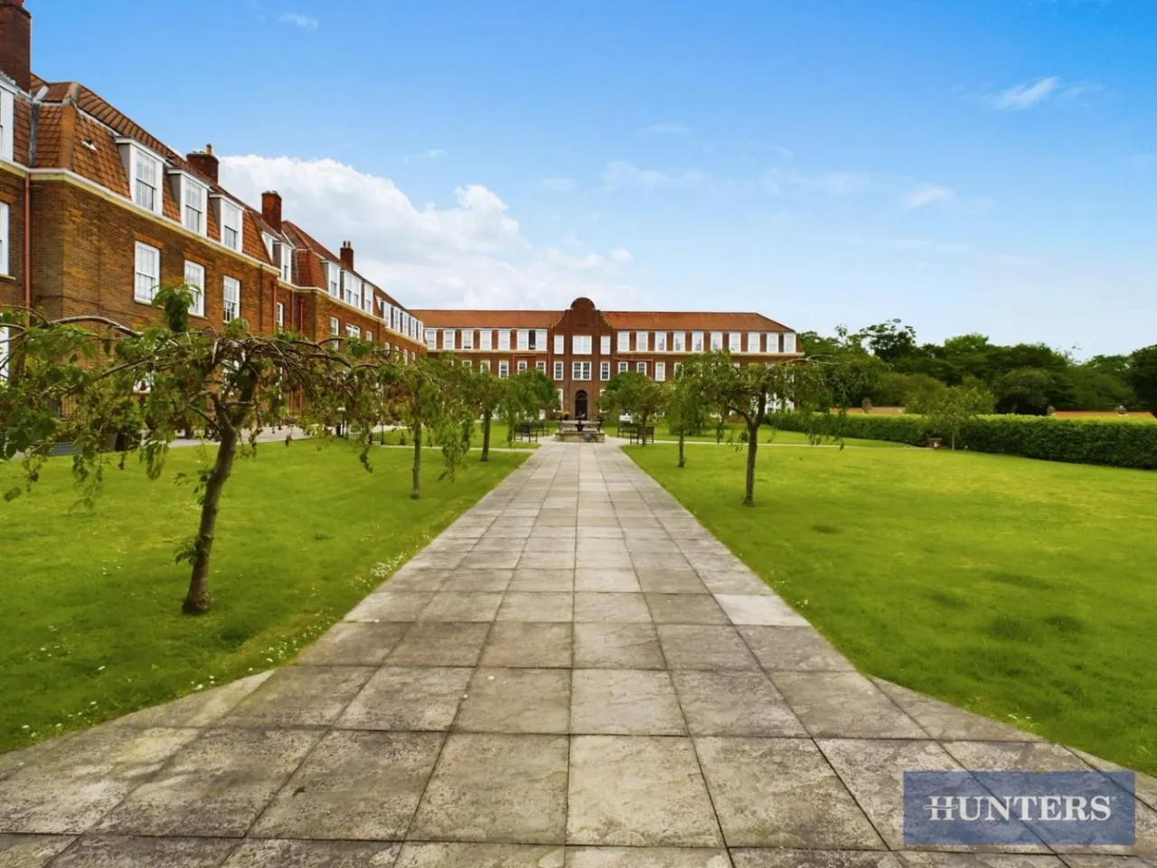 Hall Park Road, South Wing, YO14, photo 4