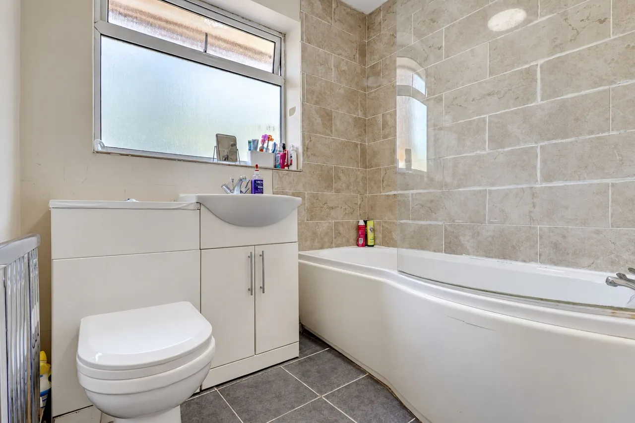 Rutland Avenue, High Wycombe, HP12, photo 10