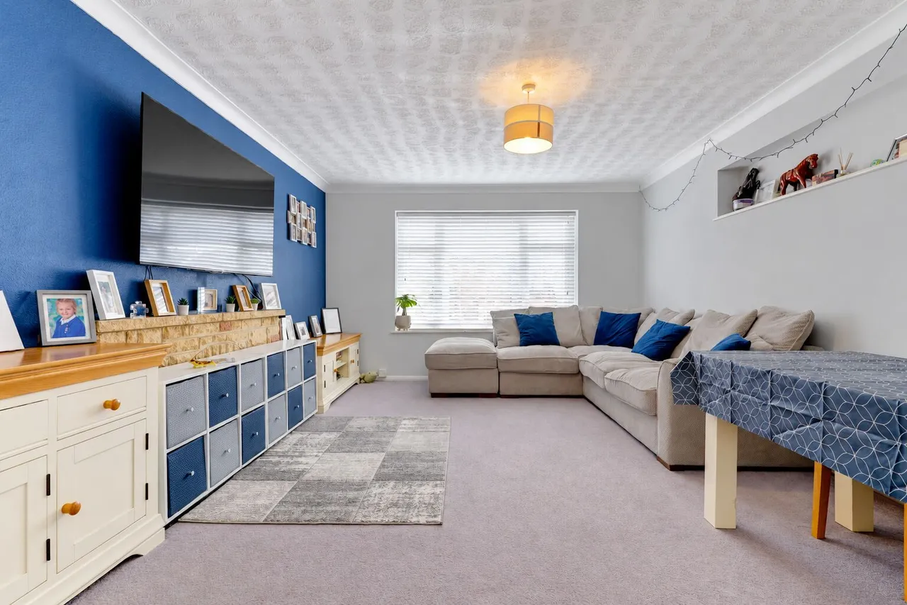 Rutland Avenue, High Wycombe, HP12, photo 4