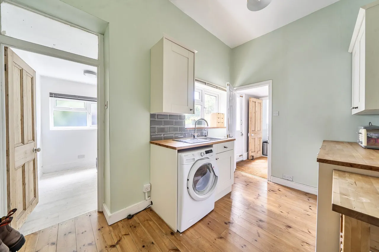 Wellmeadow Road, SE6, photo 12