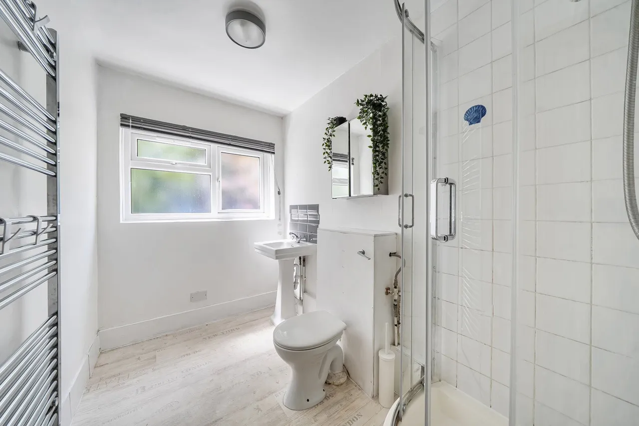 Wellmeadow Road, SE6, photo 14
