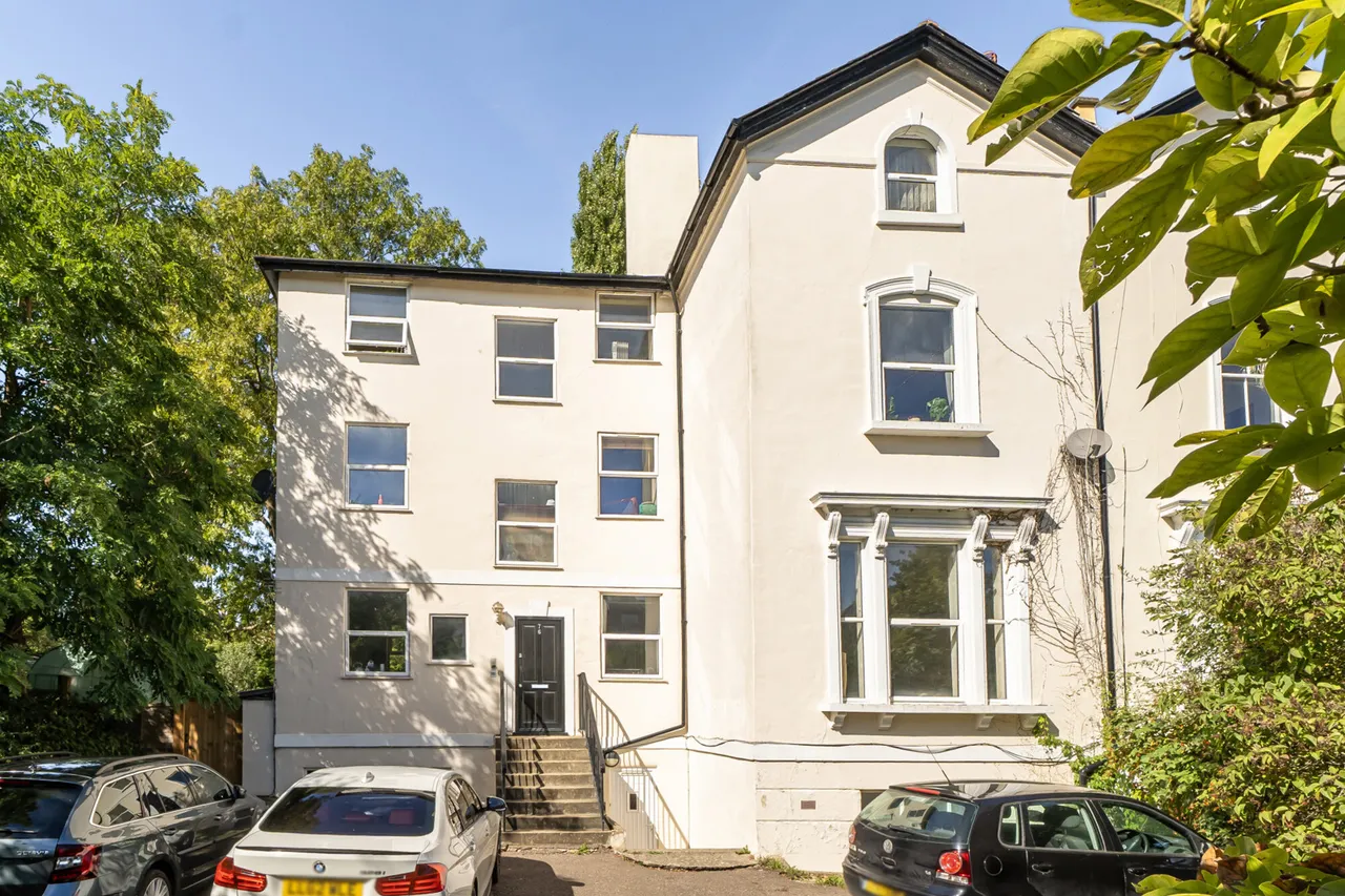 Lawrie Park Road, SE26, photo 9