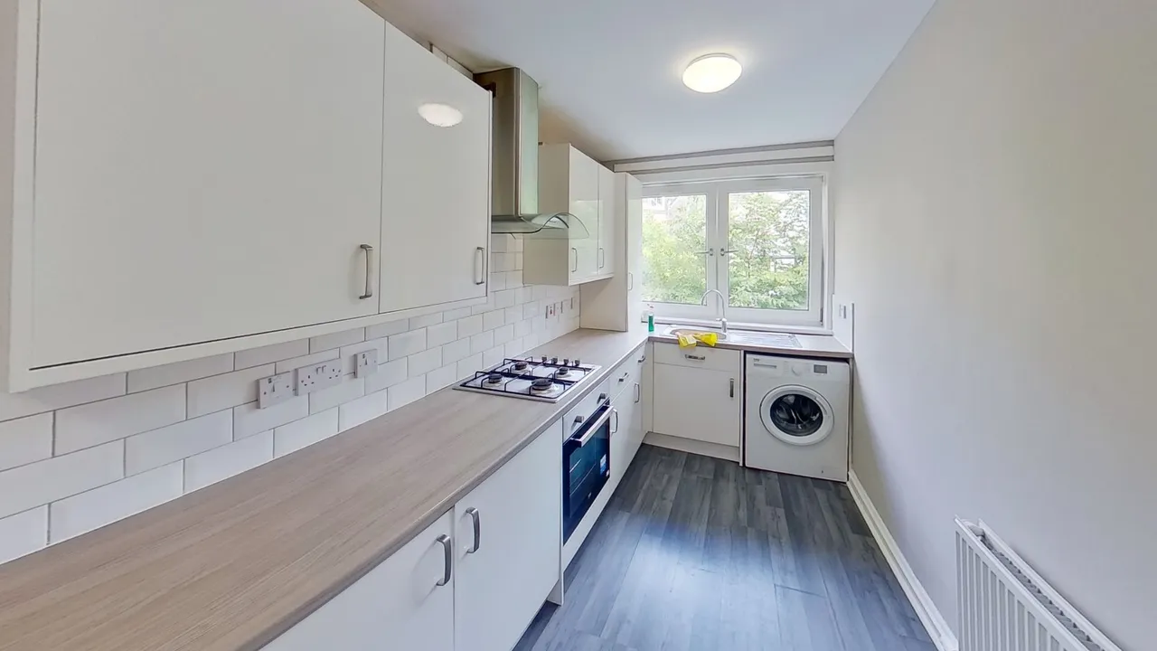 Clouston Court, Glasgow, G20, photo 5