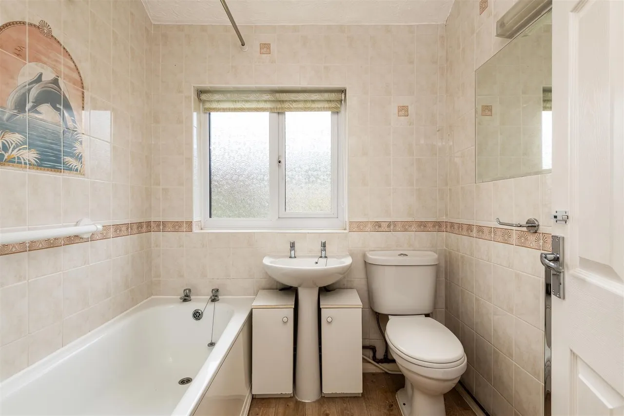 Horwood Close, Rochester ME1 3LR, photo 13