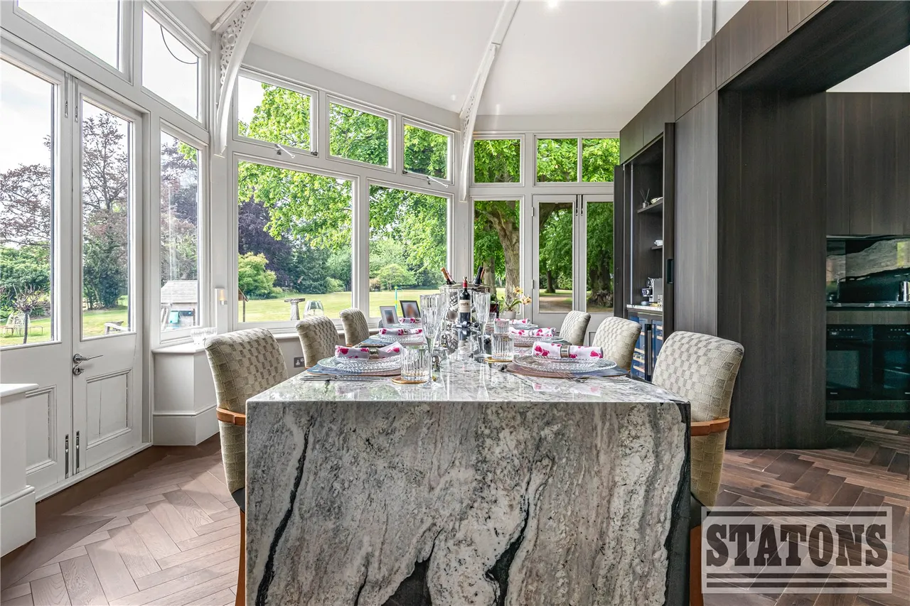 Robins Nest Hill, Little Berkhamsted, Hertfordshire, SG13 8LS, photo 18