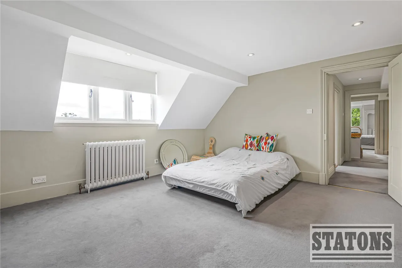 Robins Nest Hill, Little Berkhamsted, Hertfordshire, SG13 8LS, photo 32