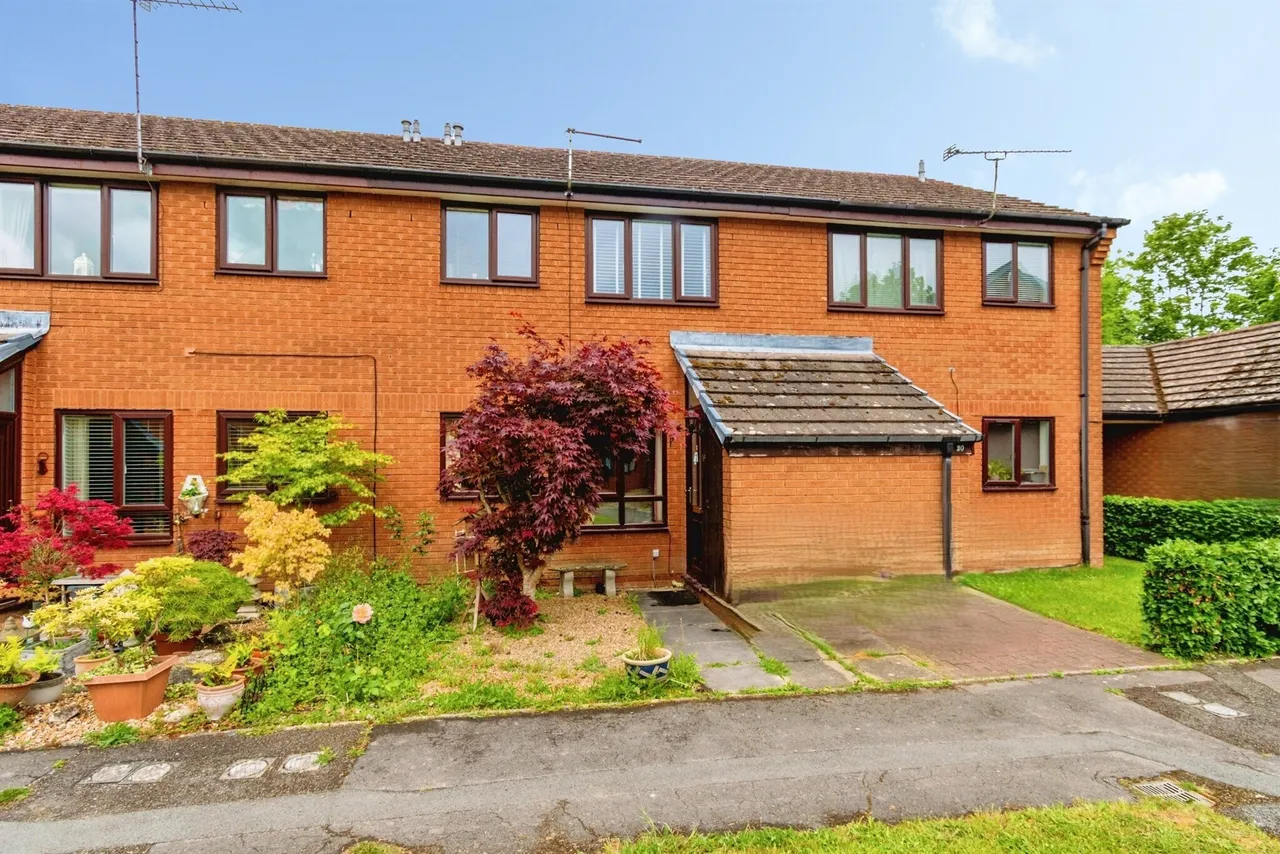 1 bed flat for sale — Greenwood Close, Romsey
