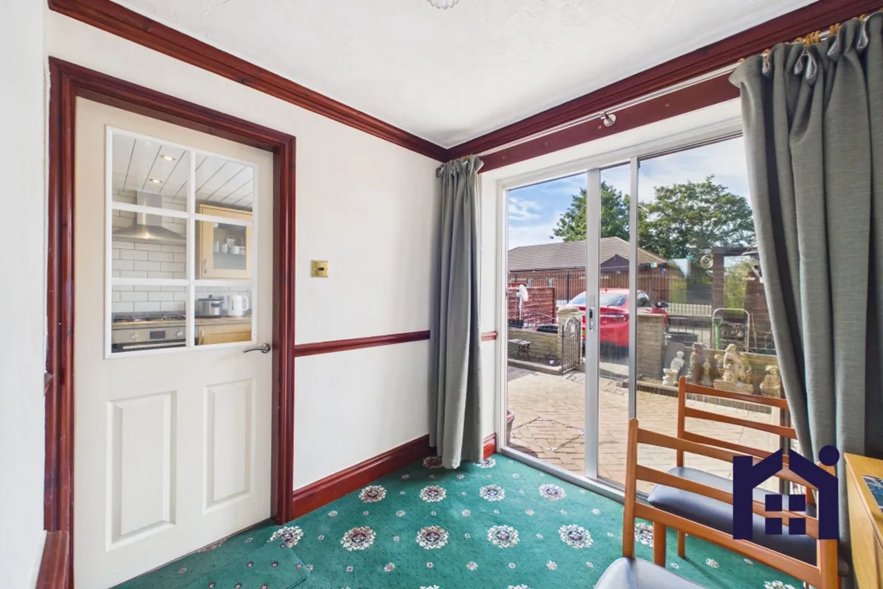 Golden Hill Lane, Leyland, PR25 2YJ, photo 7