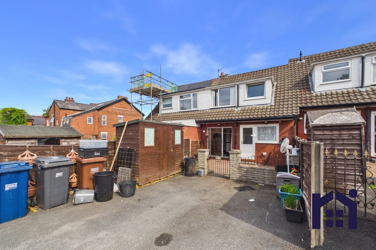 Golden Hill Lane, Leyland, PR25 2YJ, photo 18