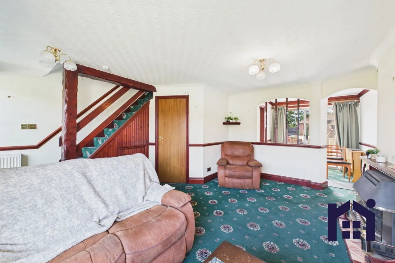 Golden Hill Lane, Leyland, PR25 2YJ, photo 6