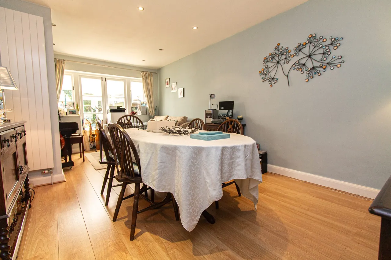 Farnborough Road, Farnborough, GU14 7JJ, photo 6
