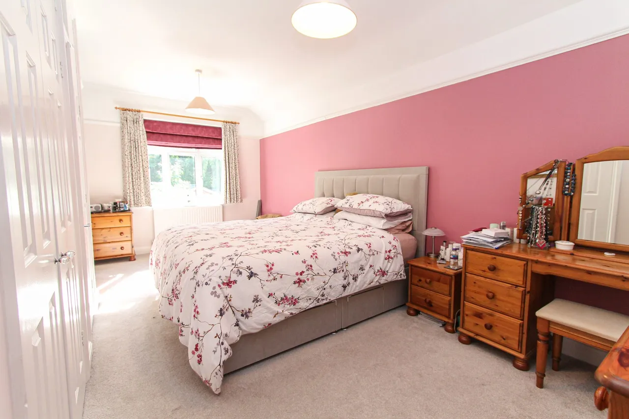 Farnborough Road, Farnborough, GU14 7JJ, photo 8