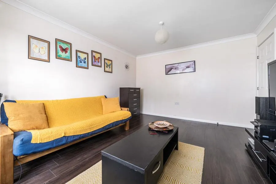 Sir Robert Mews, Slough, SL3, photo 6