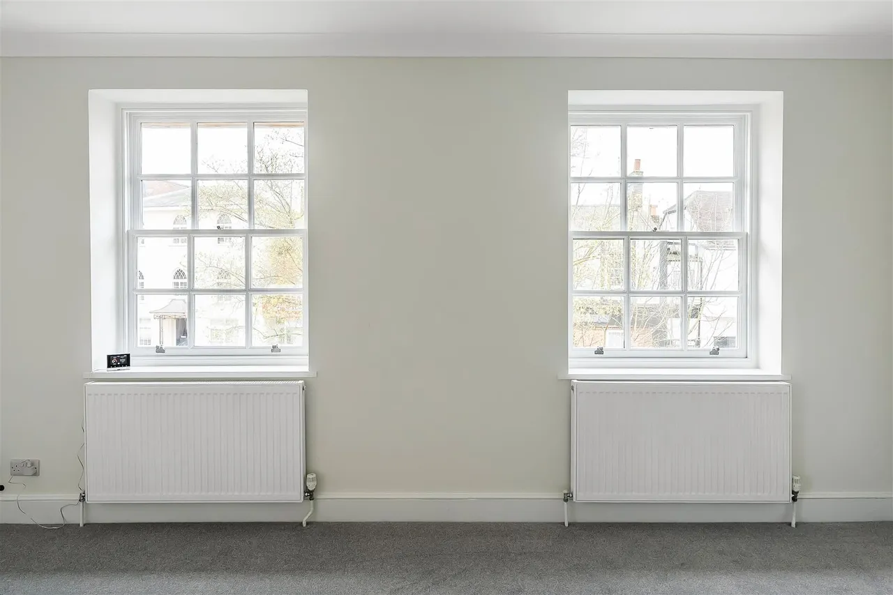 Bridge Street, Leatherhead, KT22, photo 6