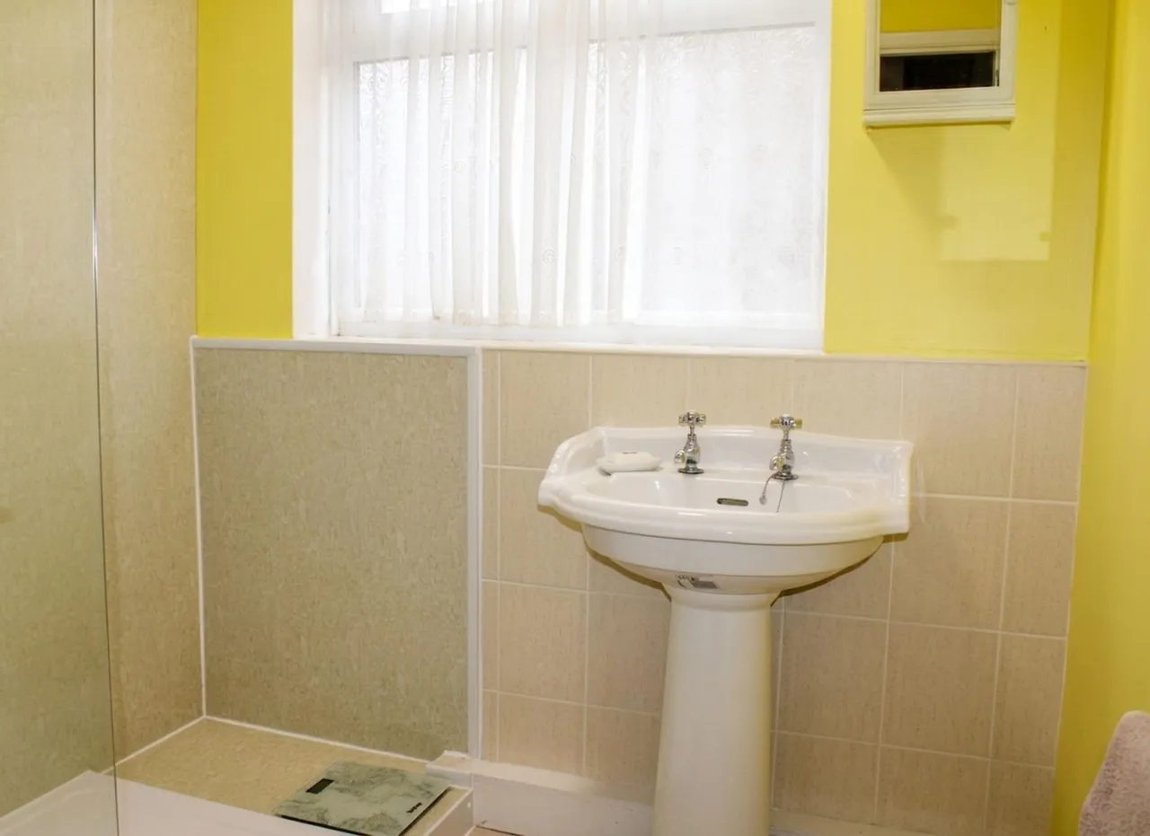 Chichester Drive, Caistor, LN7, photo 10