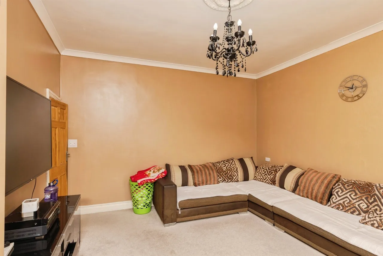 Ashwell Road, Manningham, Bradford, photo 8