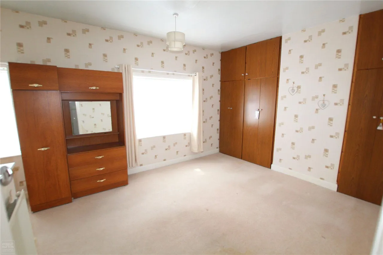 Minerva Street, Huddersfield, HD4, photo 8