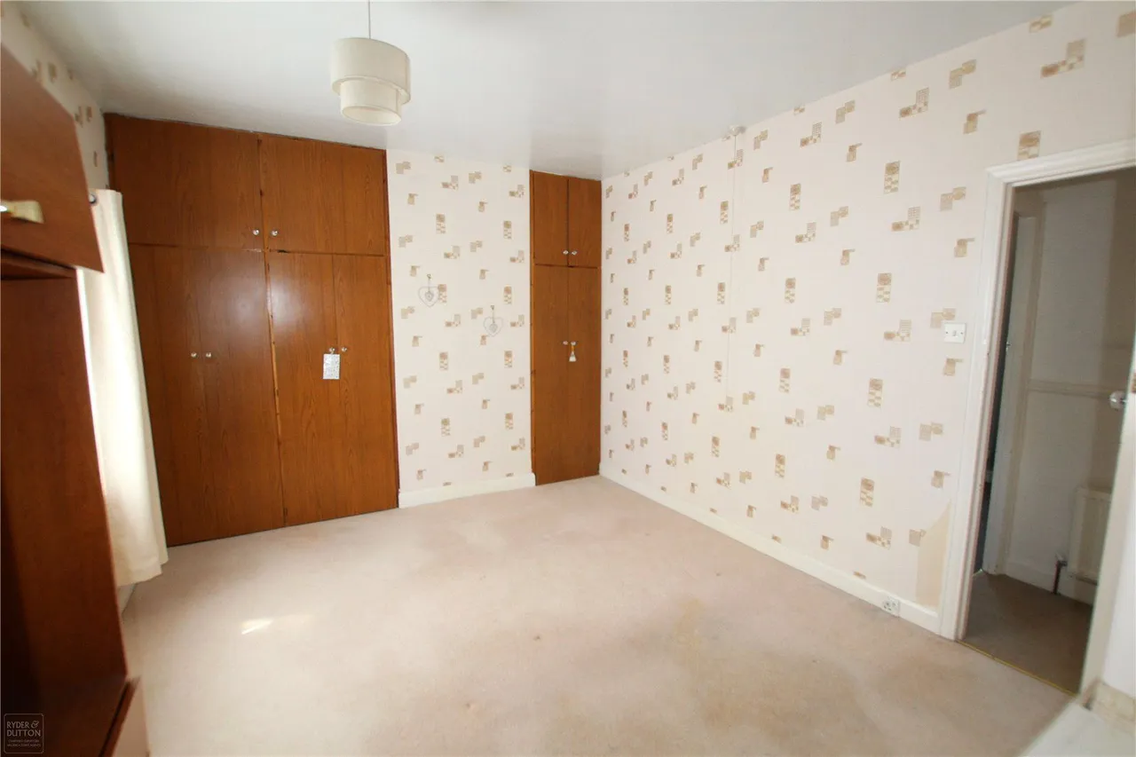 Minerva Street, Huddersfield, HD4, photo 9
