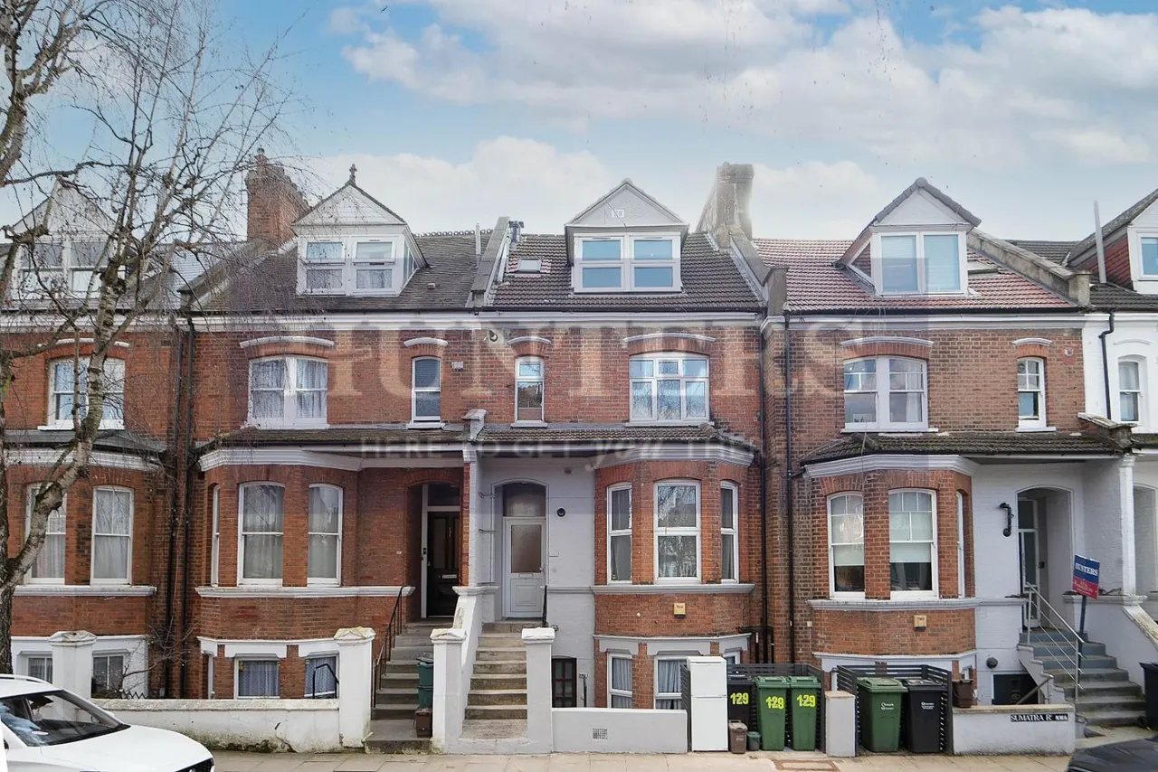 Sumatra Road, London, NW6, photo 9